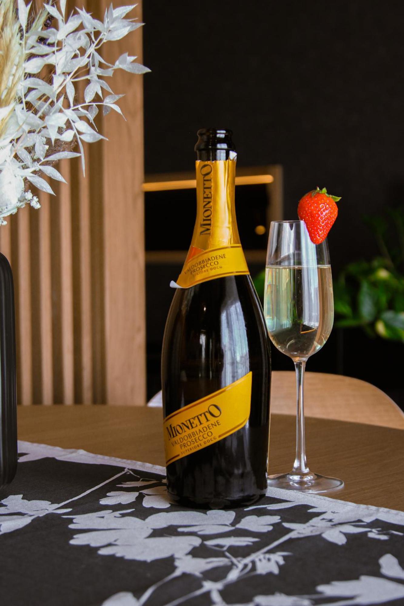Twin Premium Apartman Tihany Ngoại thất bức ảnh