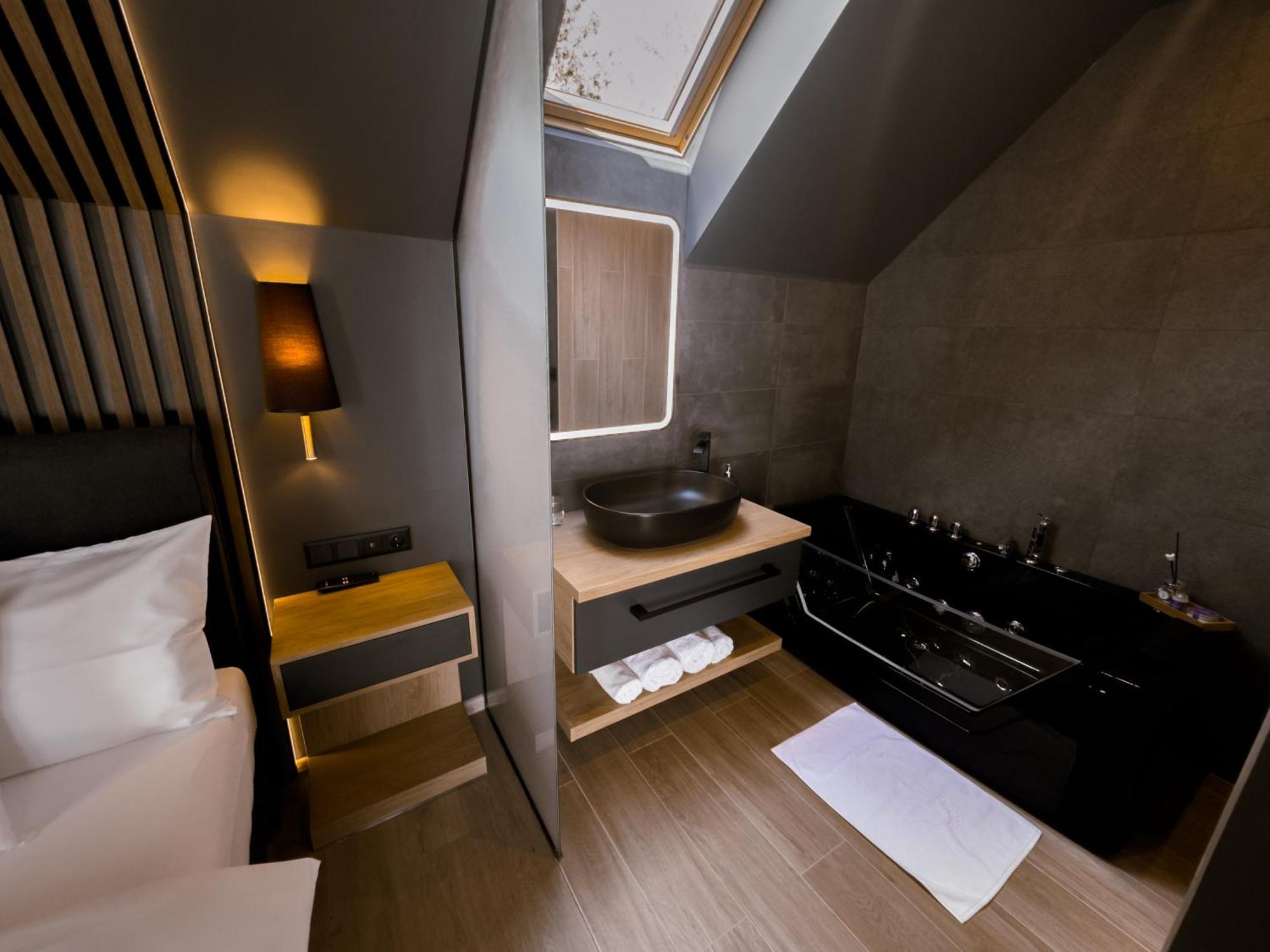 Twin Premium Apartman Tihany Ngoại thất bức ảnh